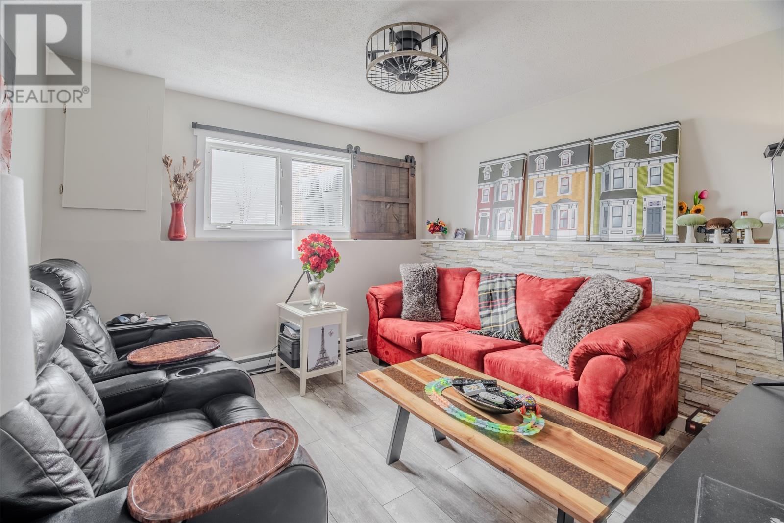 60 Sparrow Drive - 25