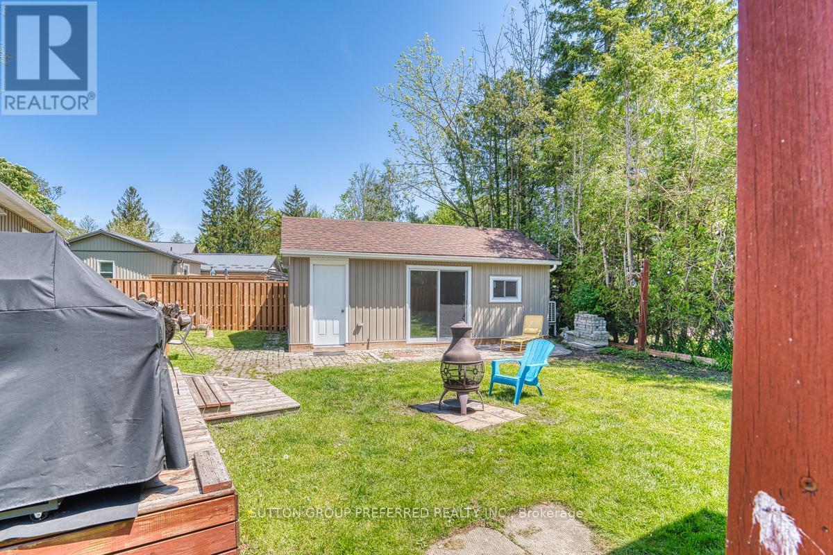20 BLUEWATER DRIVE - 22