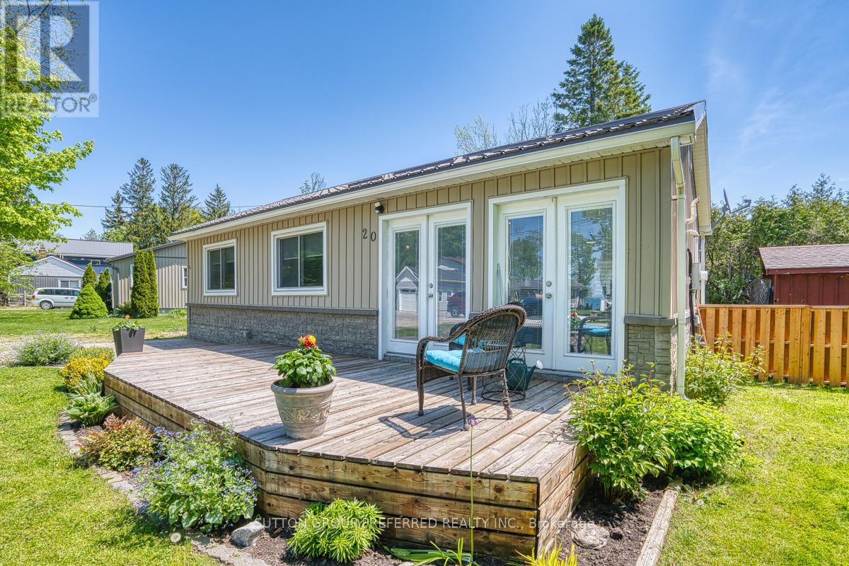 20 BLUEWATER DRIVE - 4