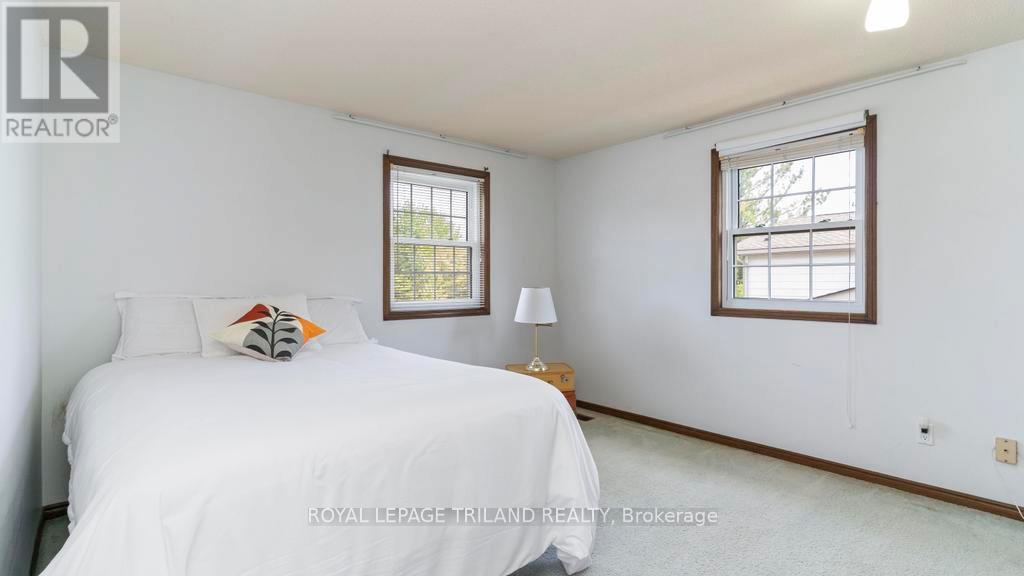 673 UPPER QUEEN STREET - 20