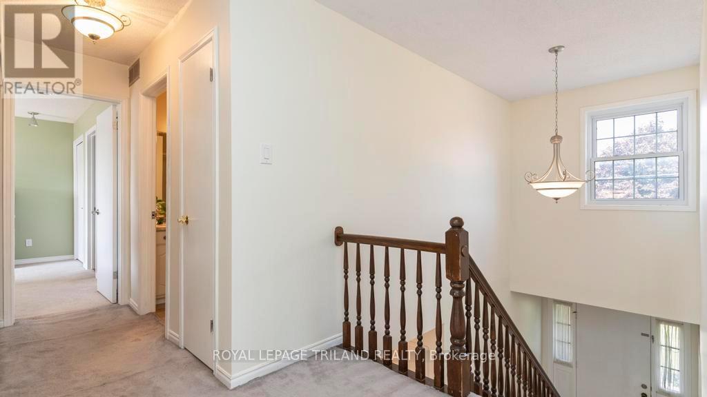 673 UPPER QUEEN STREET - 28