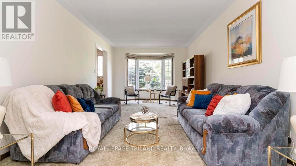 673 UPPER QUEEN STREET - 9