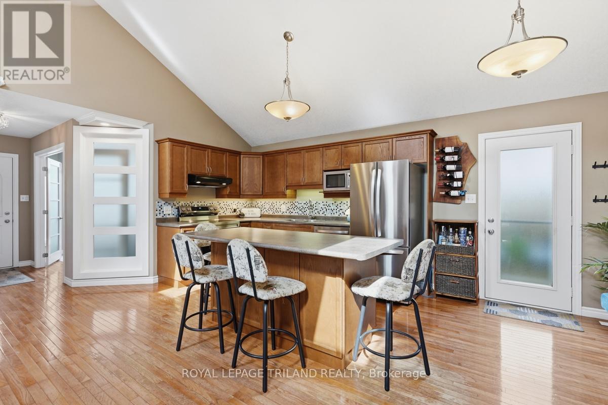 1108 PLEASANTVIEW DRIVE - 10