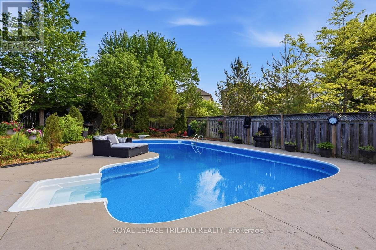 1108 PLEASANTVIEW DRIVE - 40