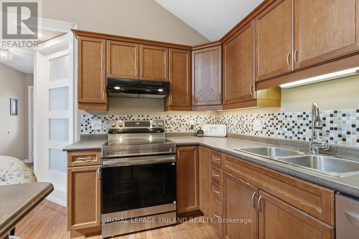 1108 PLEASANTVIEW DRIVE - 9
