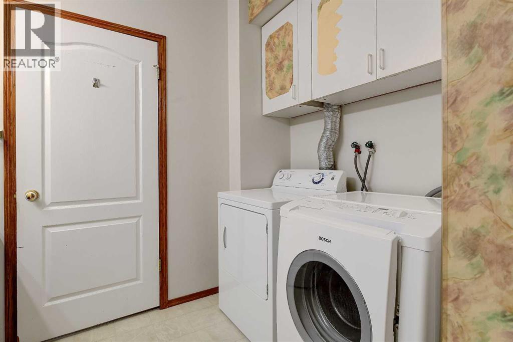7709 106A Street - 23