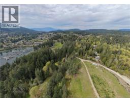 2 Churchill Rd, Salt Spring, BC V8K2R3 Photo 7