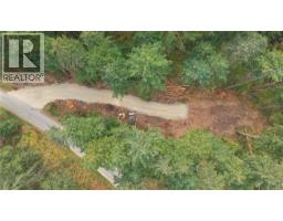 2 Churchill Rd, Salt Spring, BC V8K2R3 Photo 12