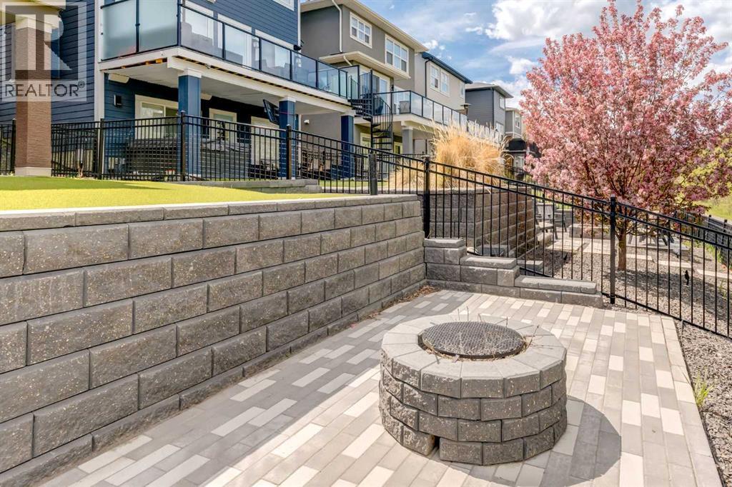142 Cranbrook Park SE - 45