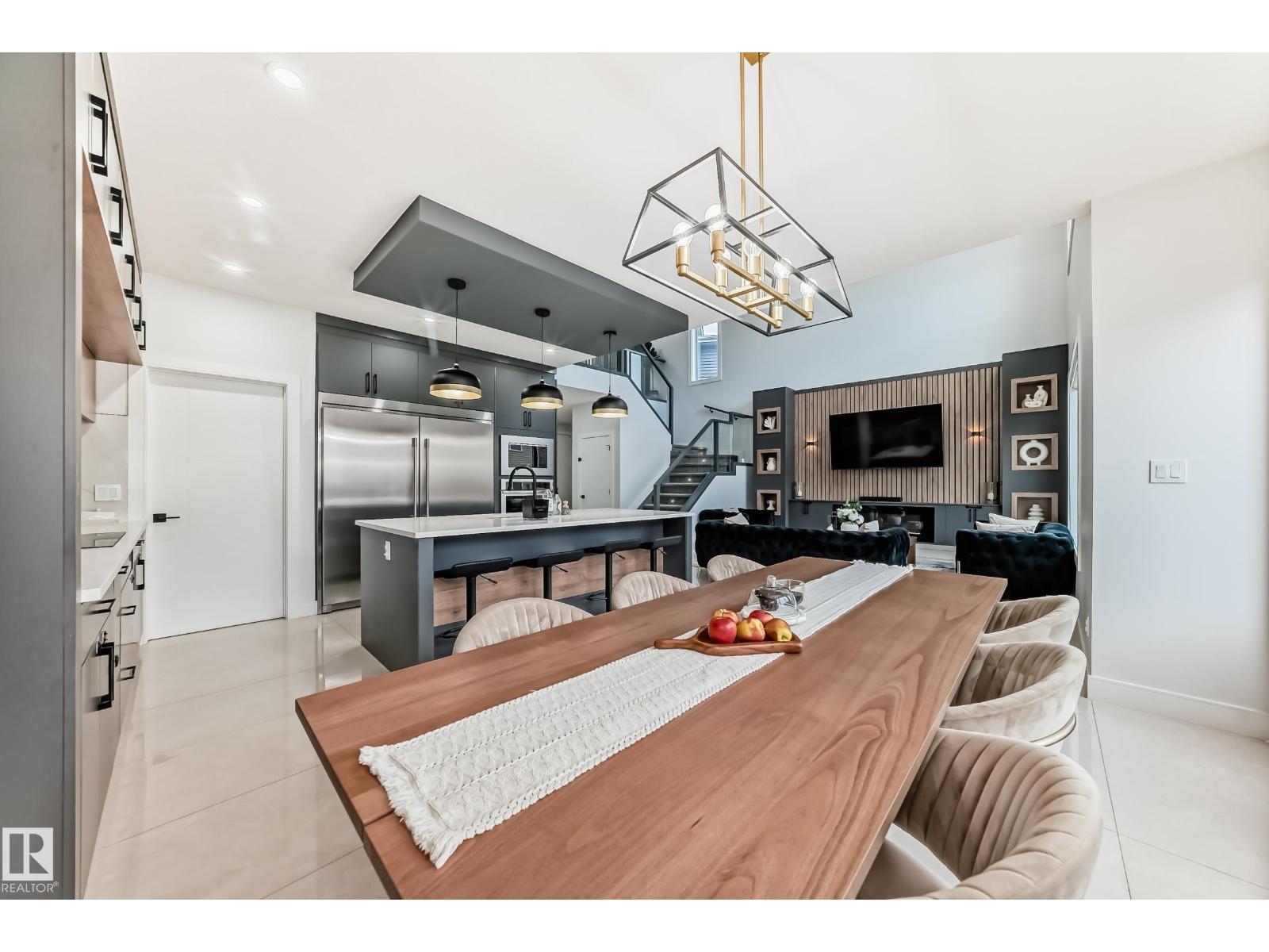 6863 171 AV NW - 18