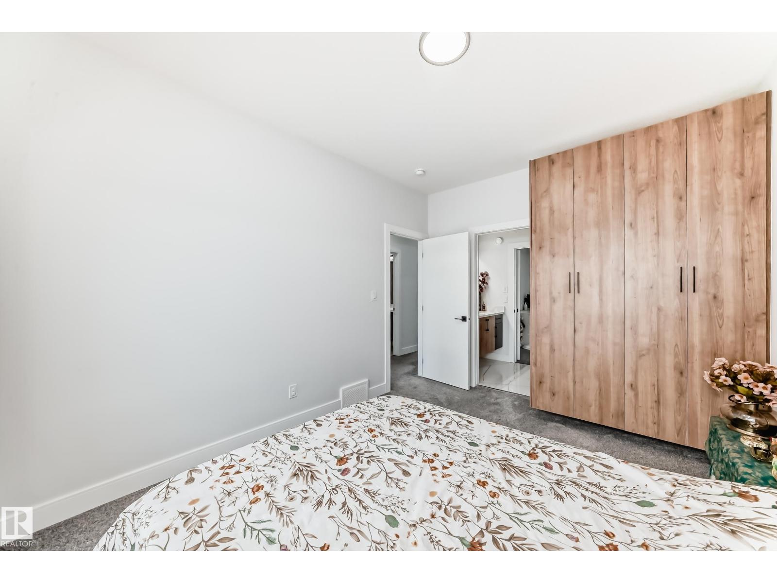 6863 171 AV NW - 34