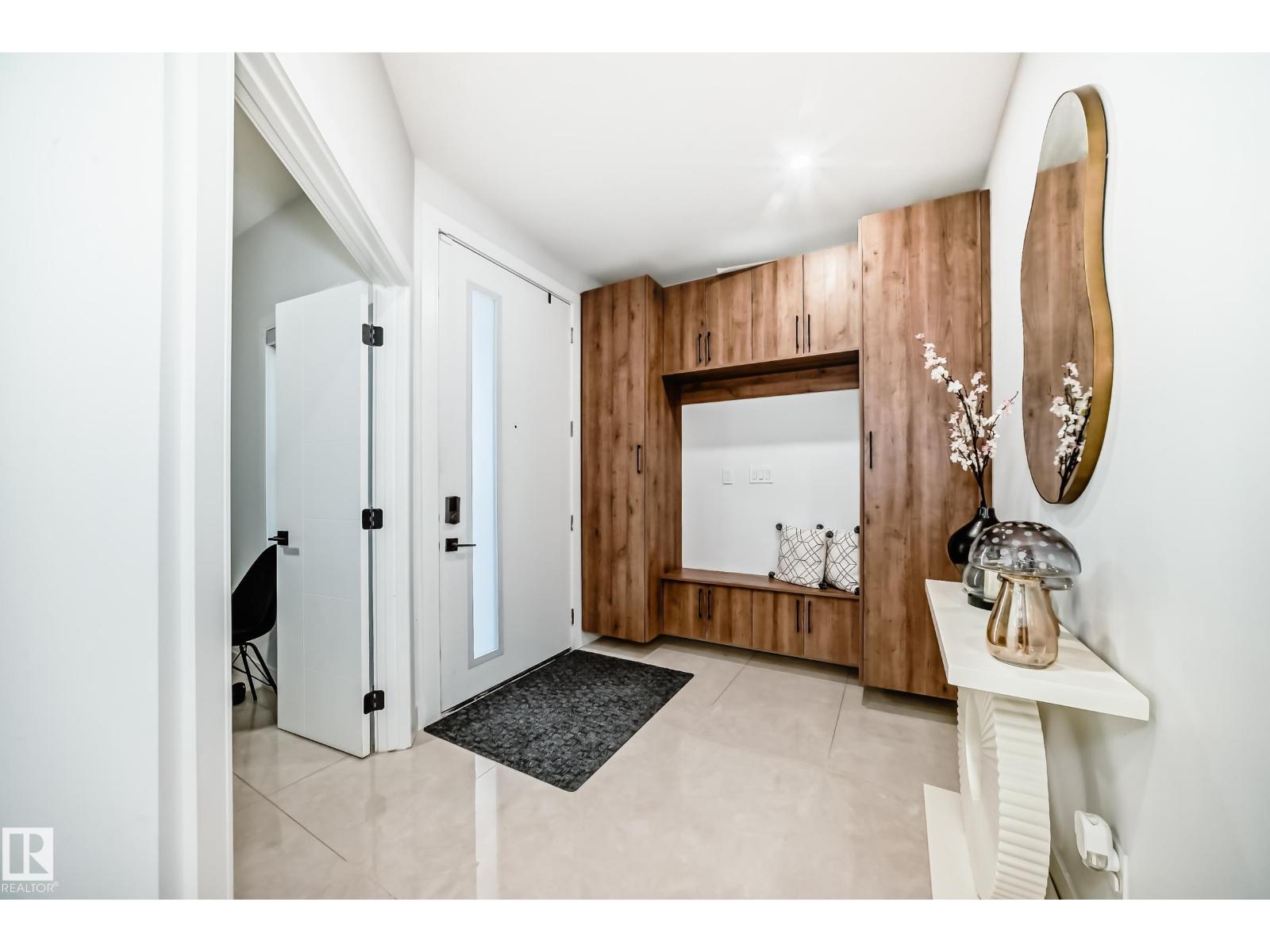 6863 171 AV NW - 4