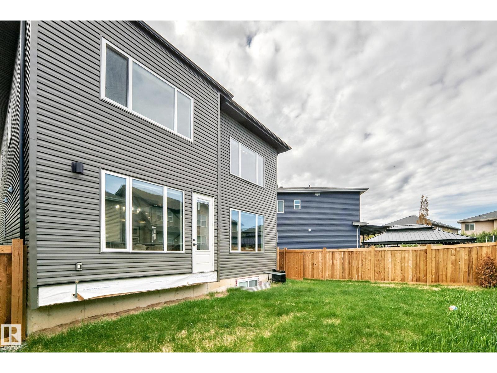 6863 171 AV NW - 51