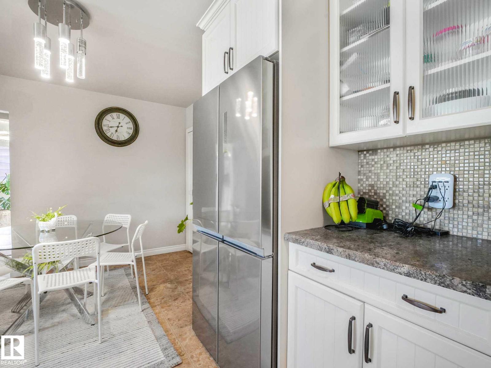 9207 169 ST NW - 19