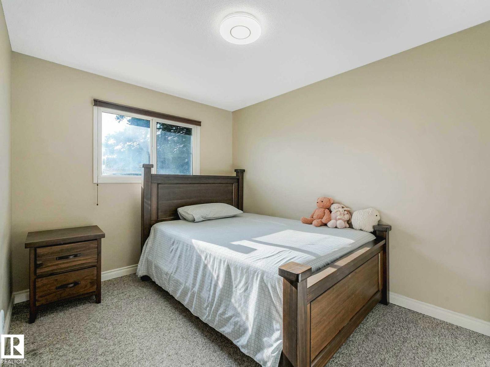 9207 169 ST NW - 27