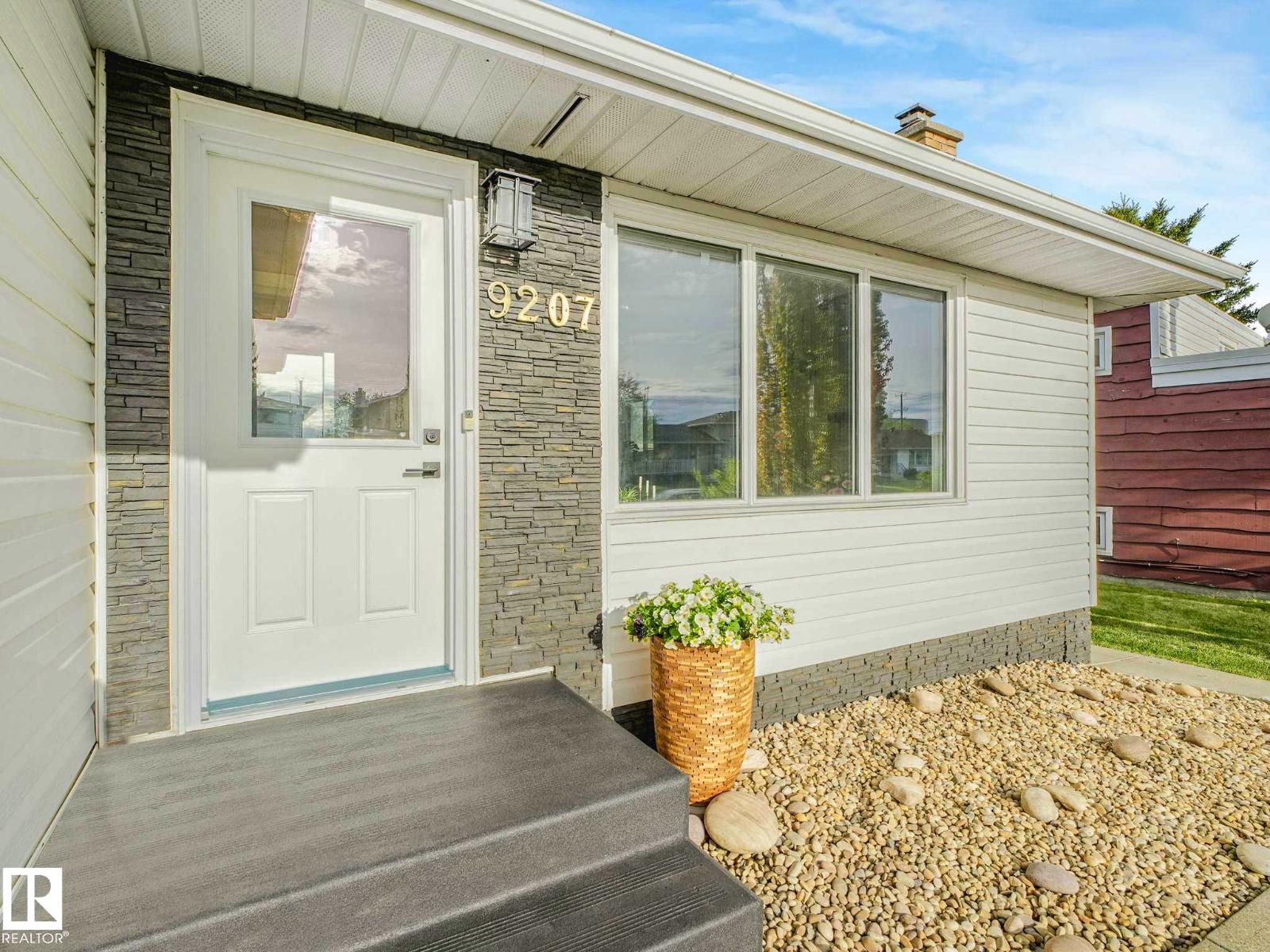 9207 169 ST NW - 3