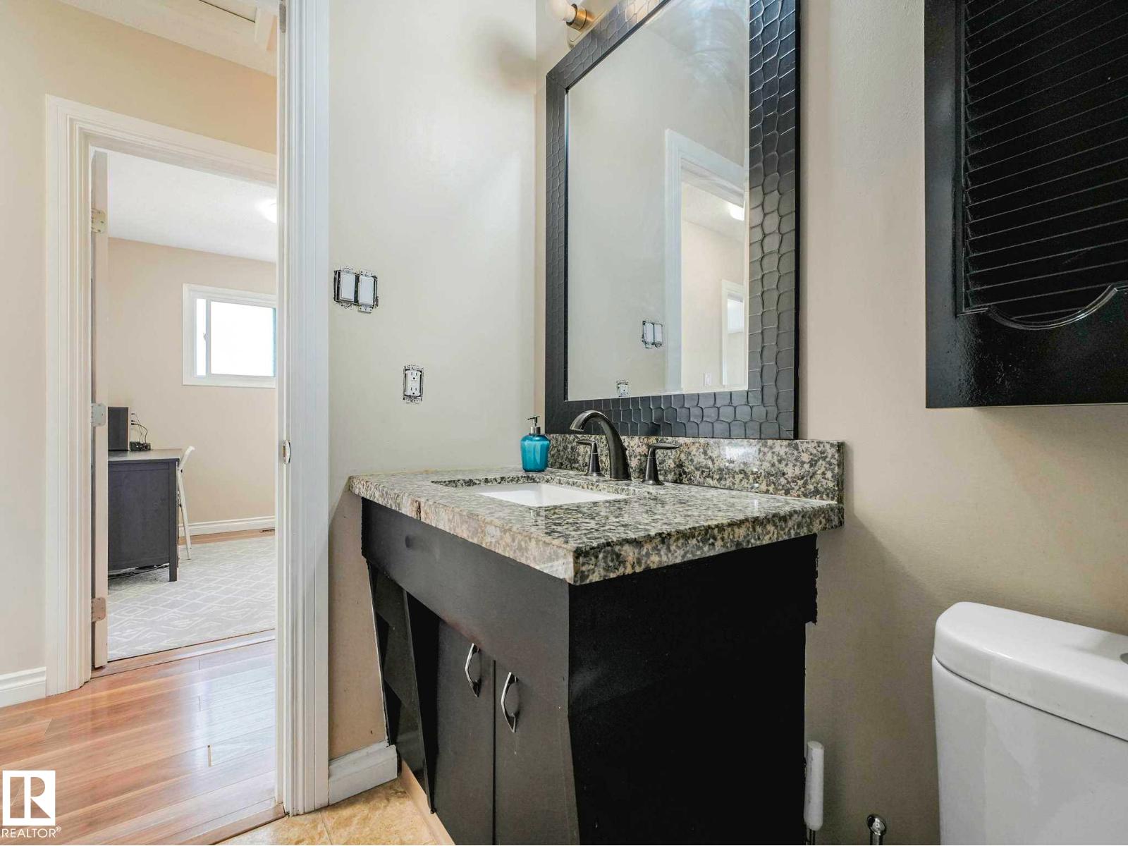 9207 169 ST NW - 33