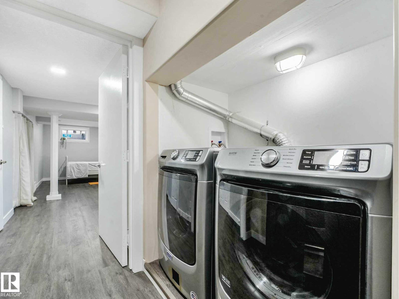 9207 169 ST NW - 36