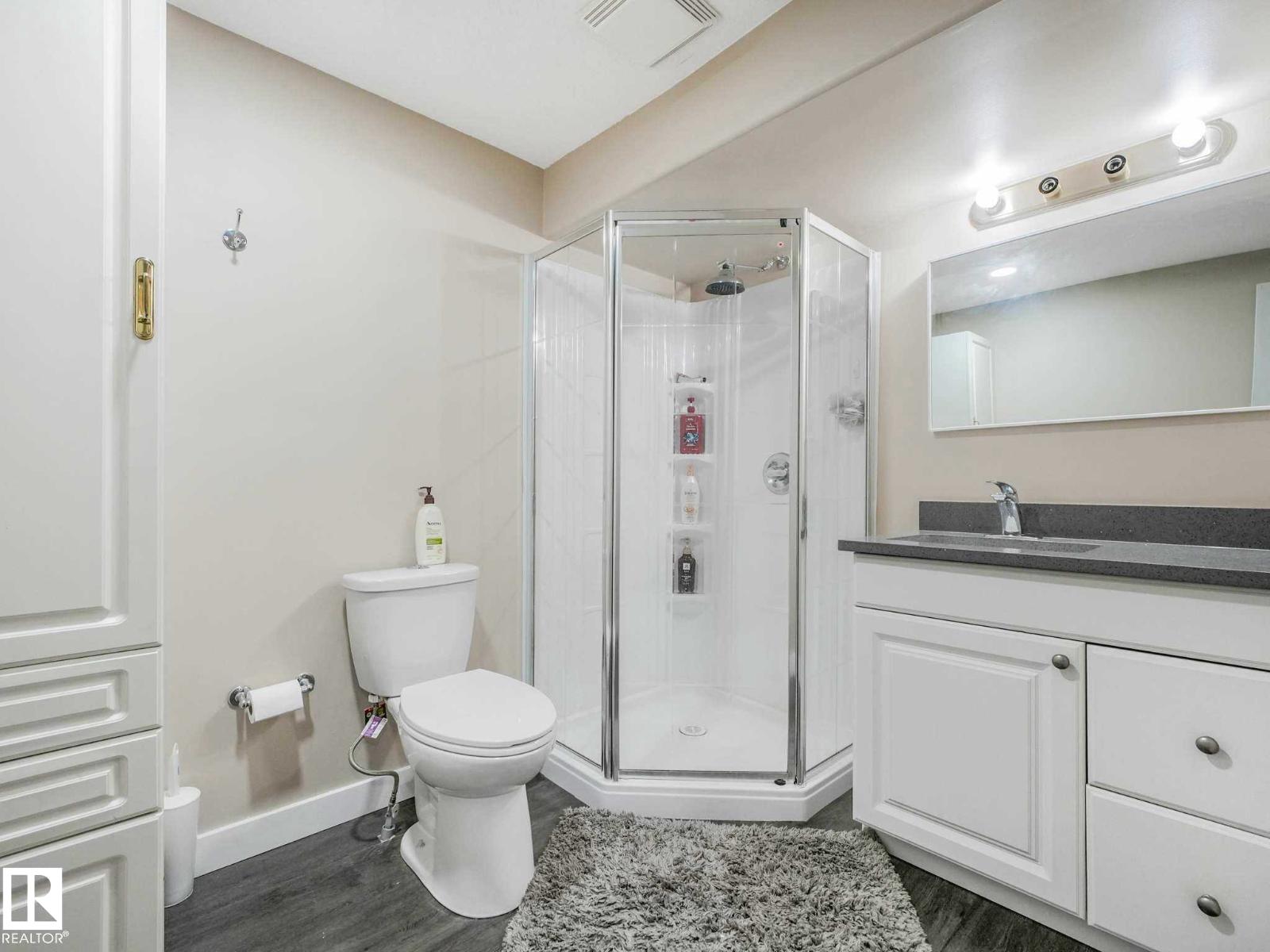 9207 169 ST NW - 52