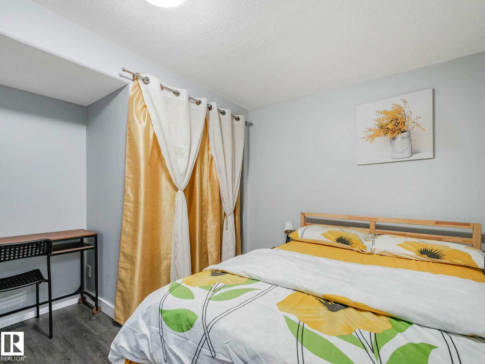 9207 169 ST NW - 60