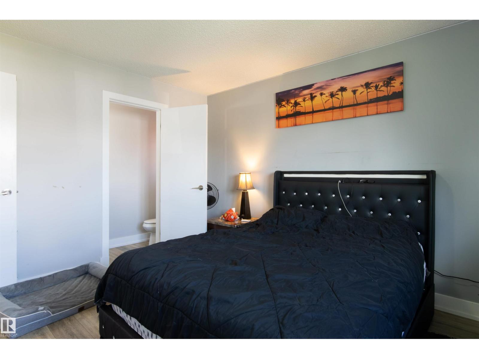 7115 39A AV NW - 11