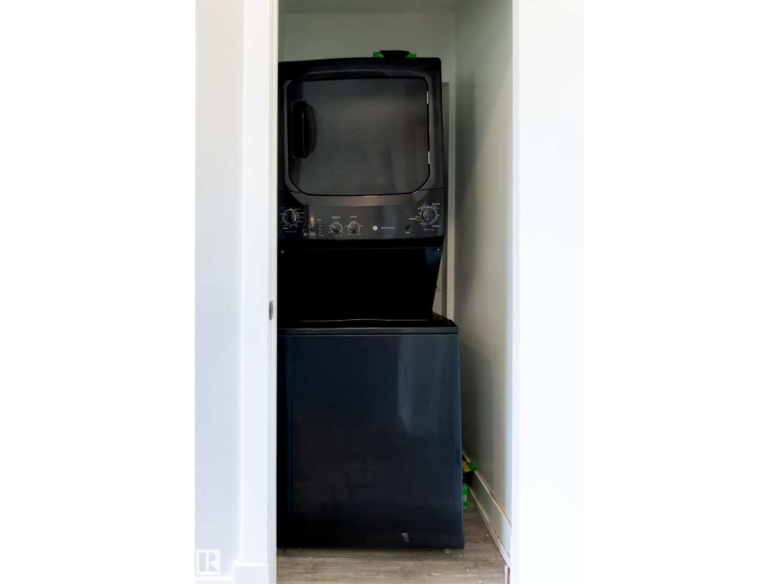7115 39A AV NW - 19