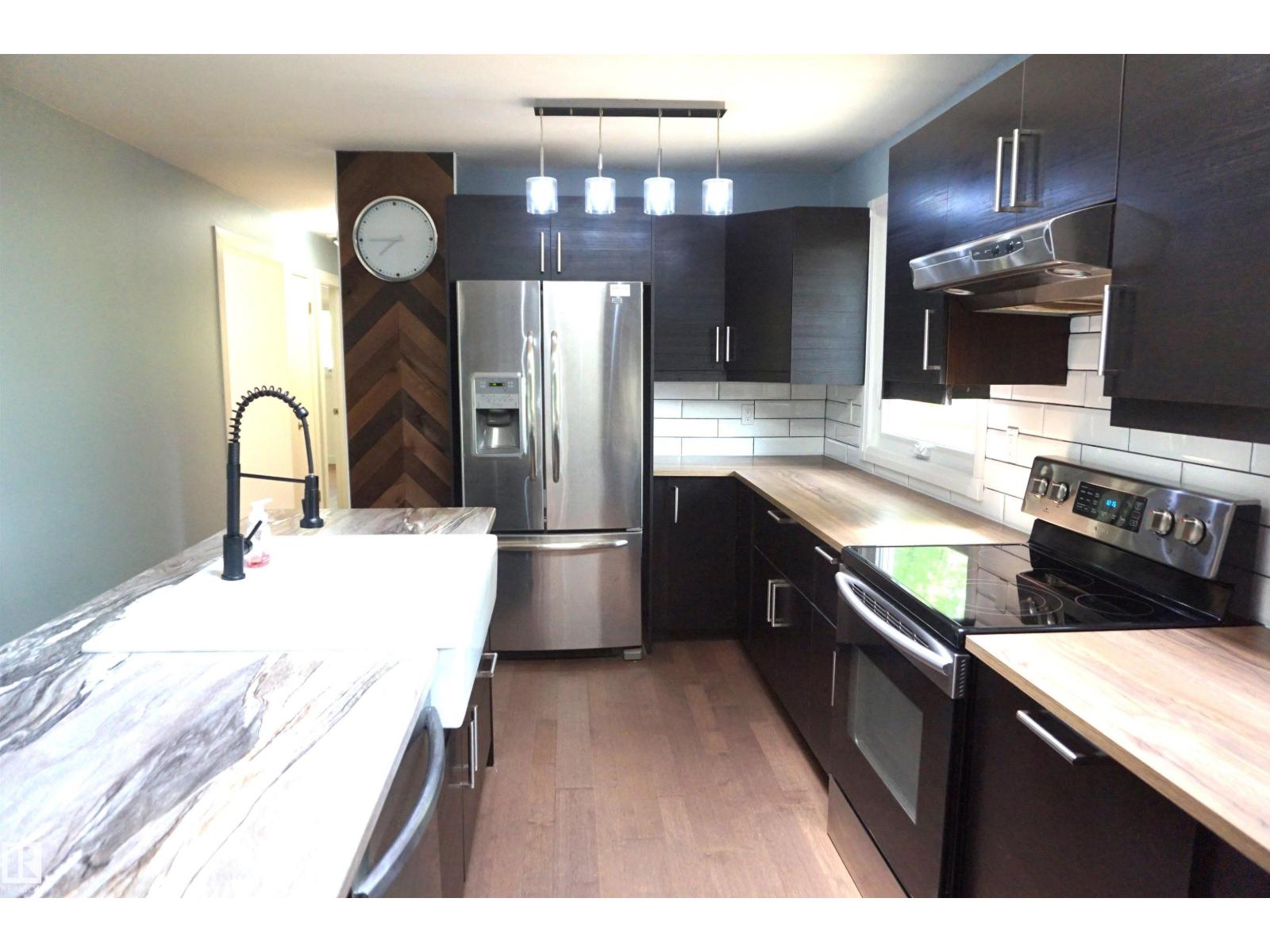 106 GREENGROVE AV - 14