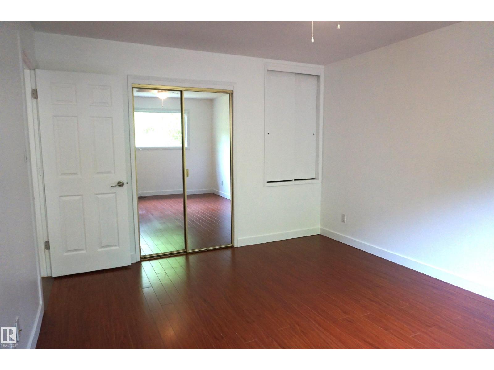 106 GREENGROVE AV - 21