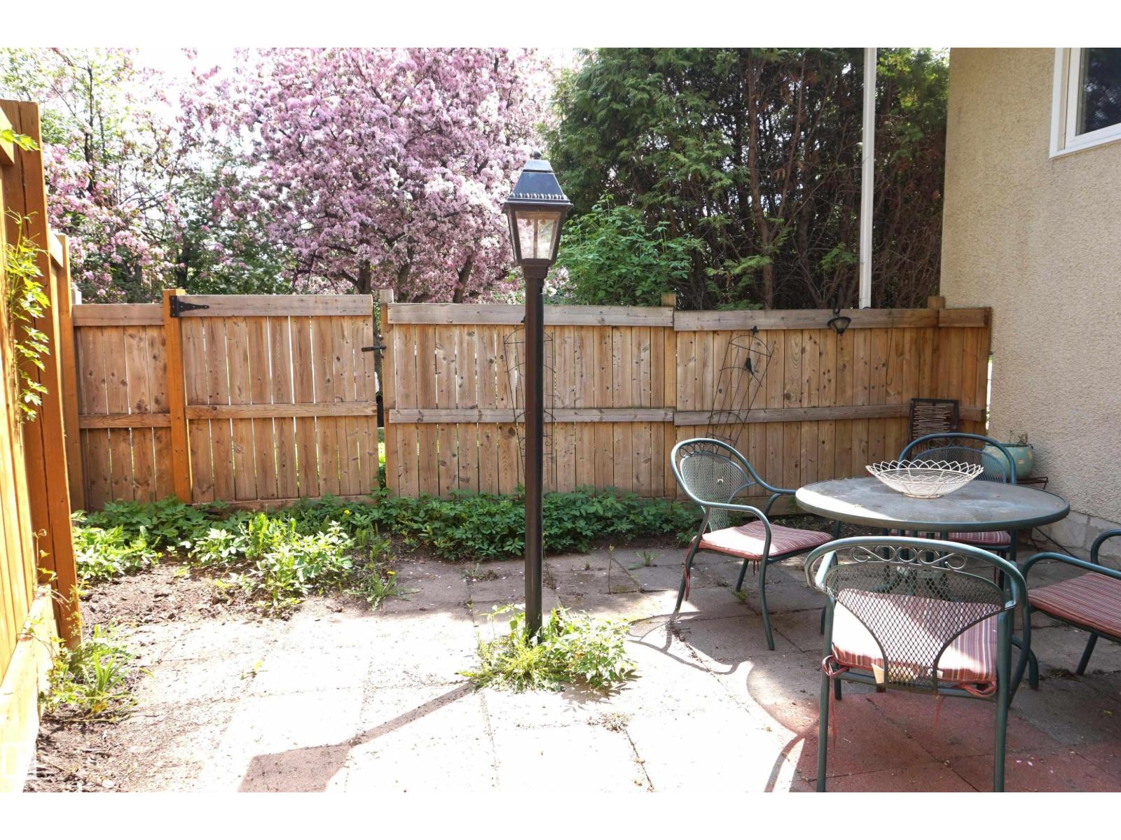 106 GREENGROVE AV - 48