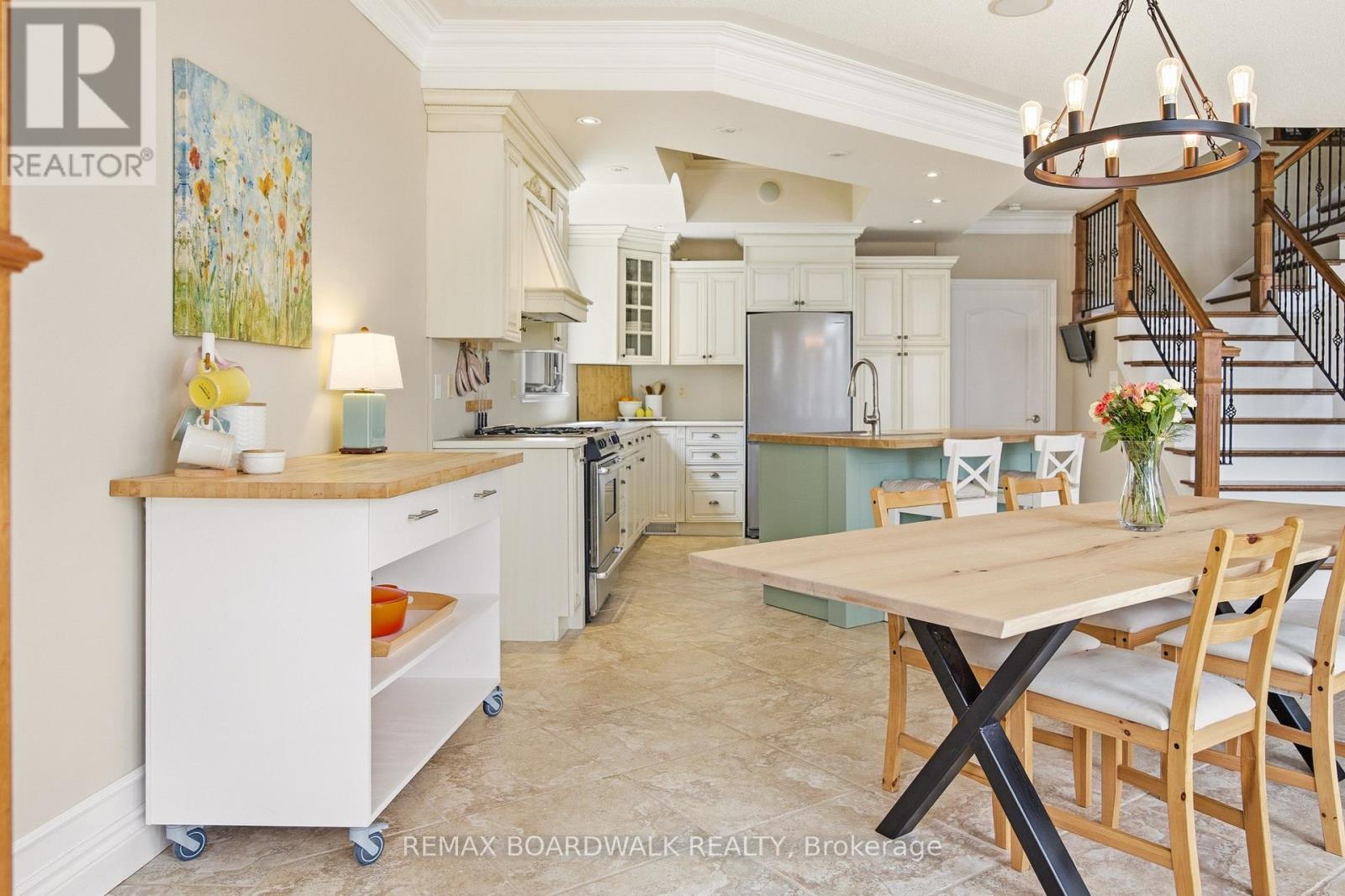 101 ARTHUR ROAD - 10
