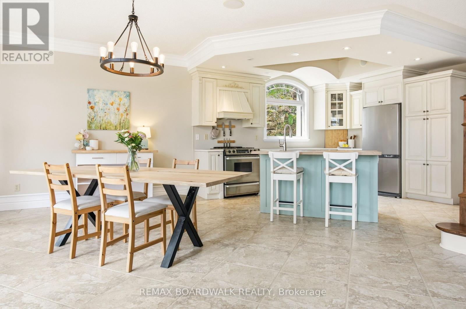 101 ARTHUR ROAD - 9