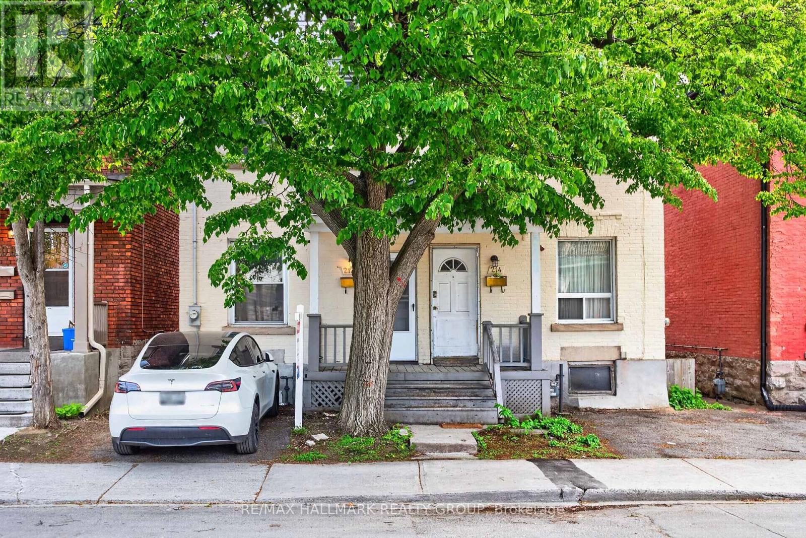 212 ARLINGTON AVENUE - 1