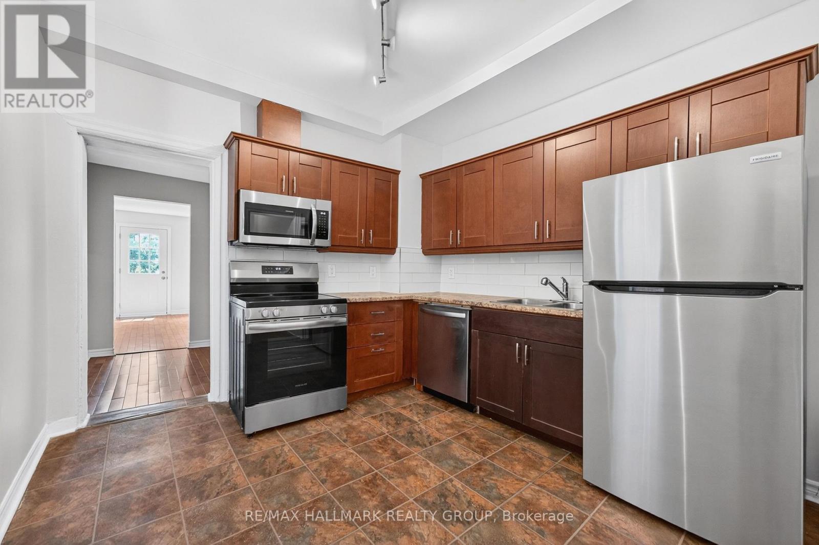 212 ARLINGTON AVENUE - 11