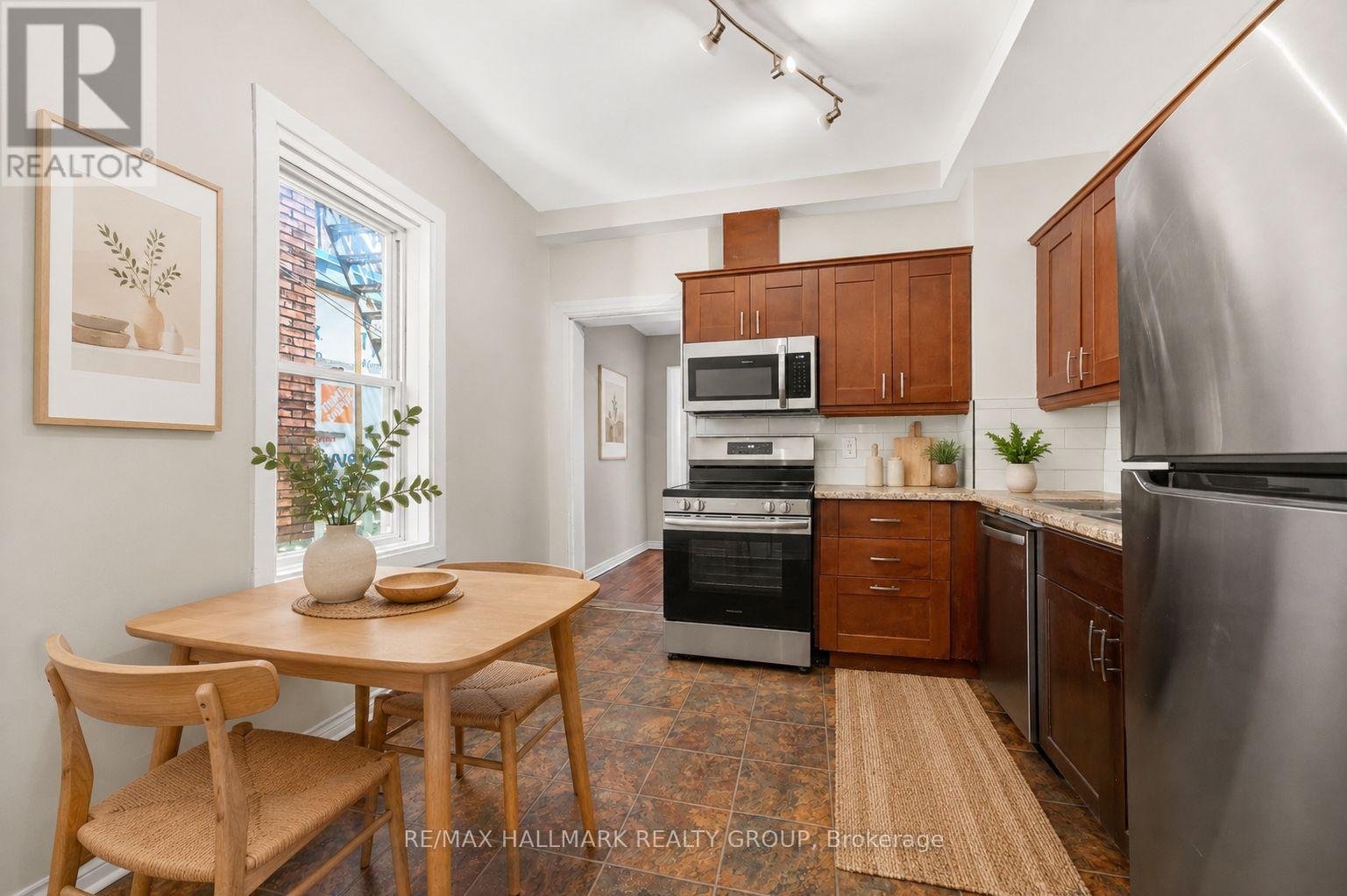 212 ARLINGTON AVENUE - 9