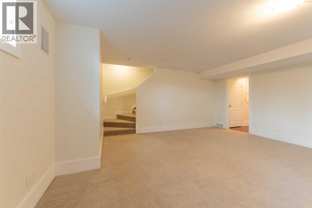 1024 Wentworth Rise SW - 29