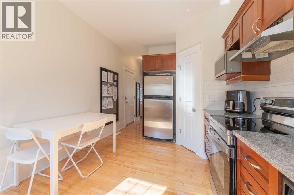 1024 Wentworth Rise SW - 10