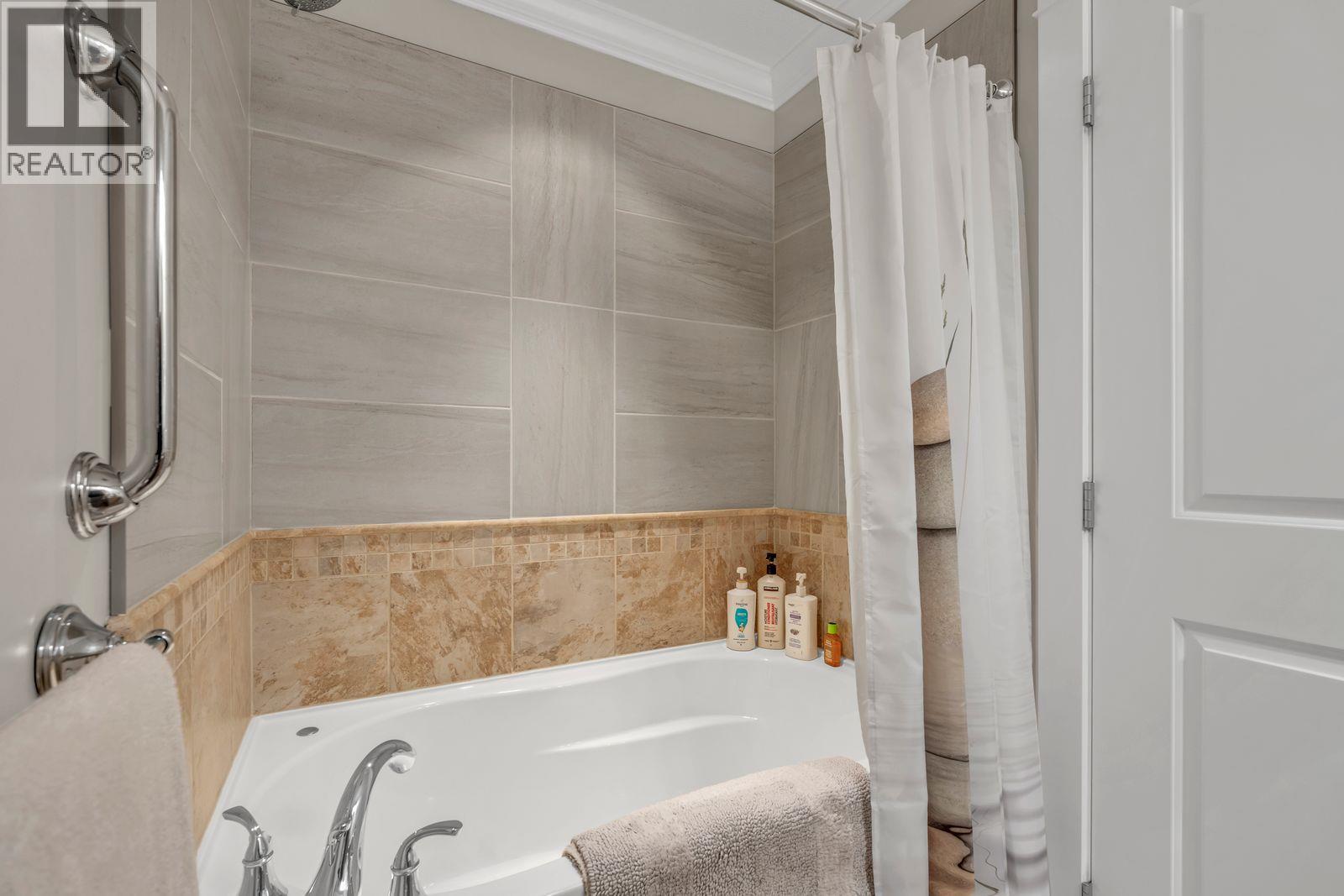 1830 Atkinson Street Unit# 201, Penticton