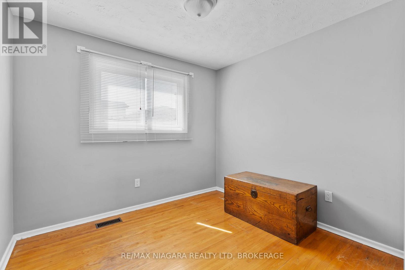 6650 HAWKINS STREET - 16