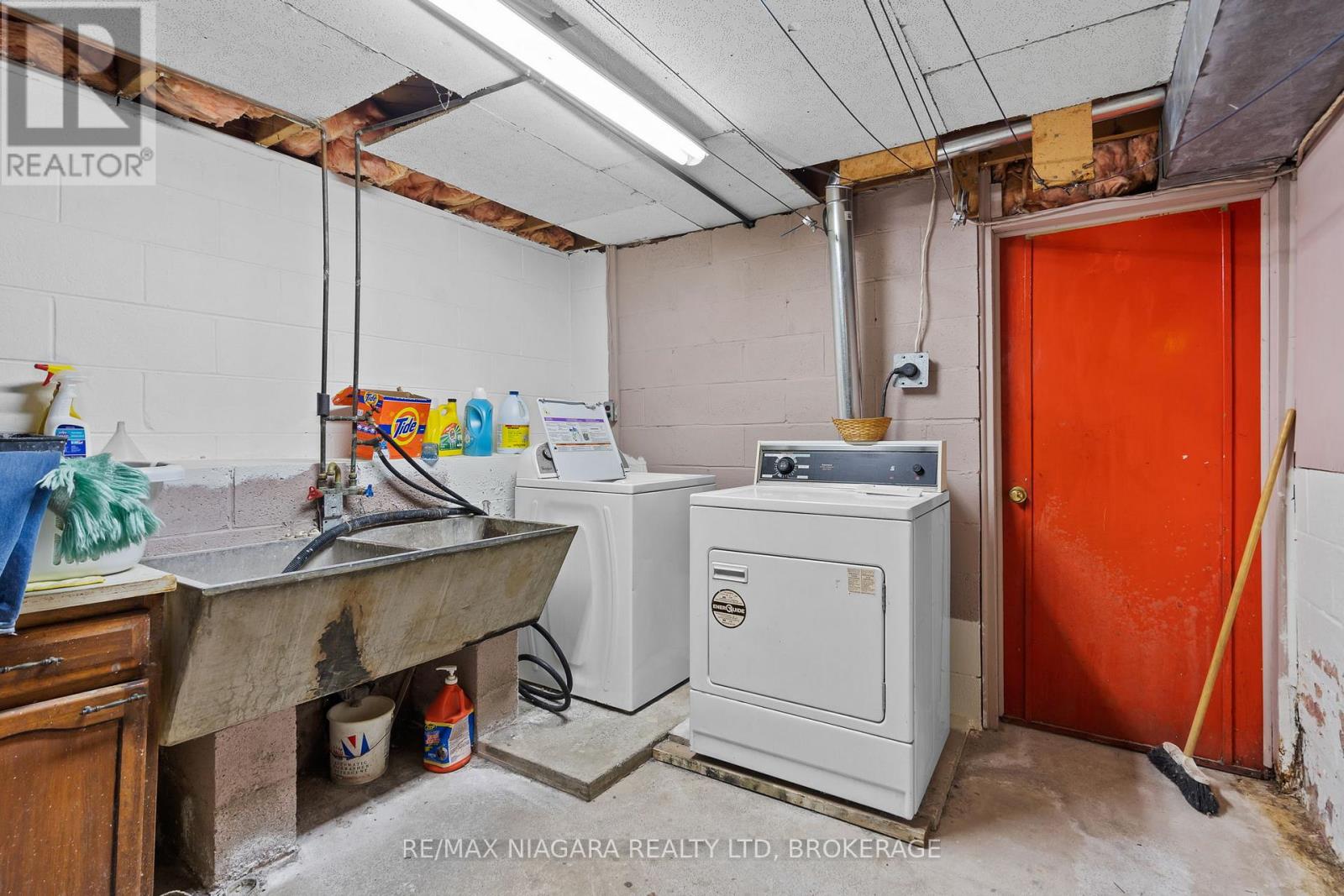 6650 HAWKINS STREET - 29