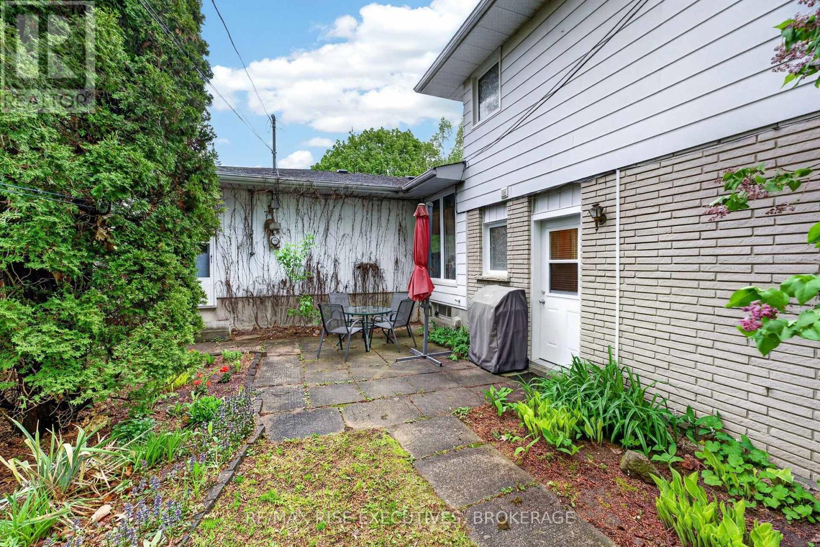 601 PIMLICO PLACE - 32