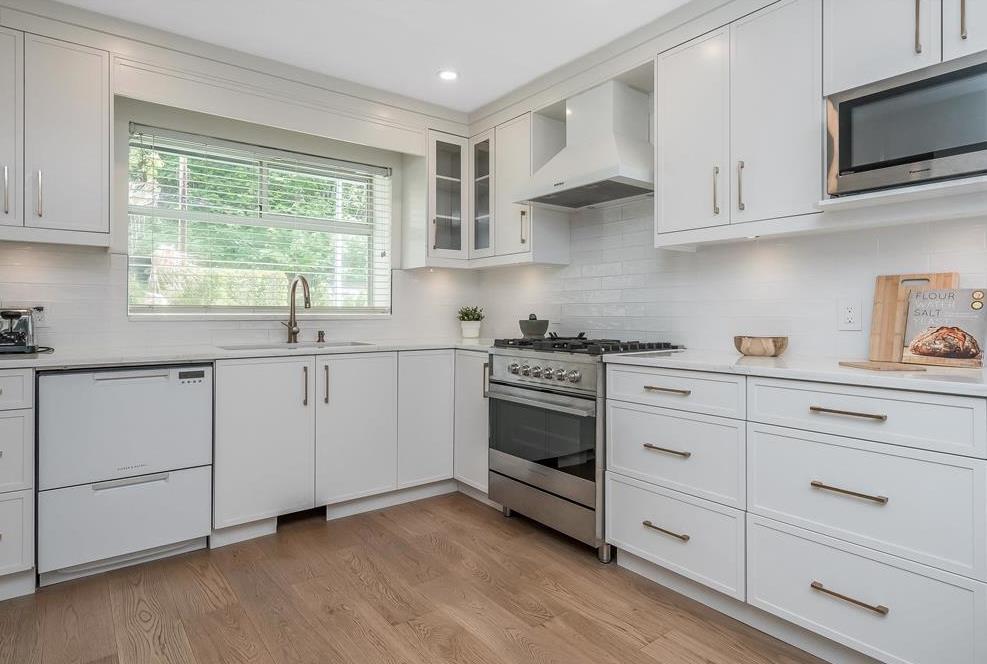 1618 127 Street - photo 2