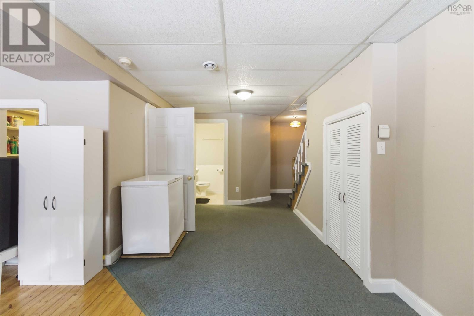 98 Portland Estates Blvd West Boulevard - 41