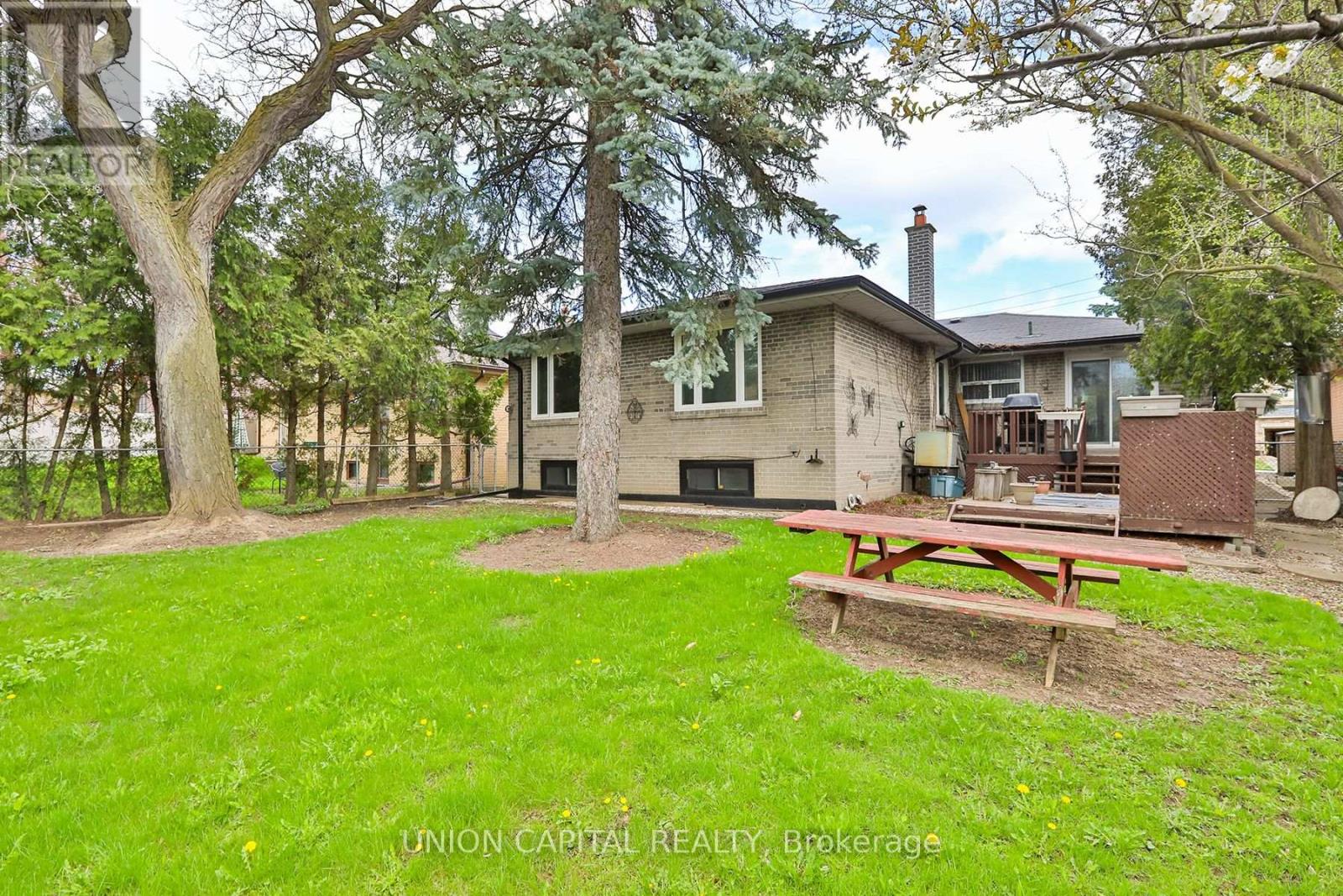 228 MAXWELL STREET - 31