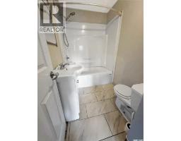 210 1st Street W, Meath Park, SK S0J1T0 Photo 17