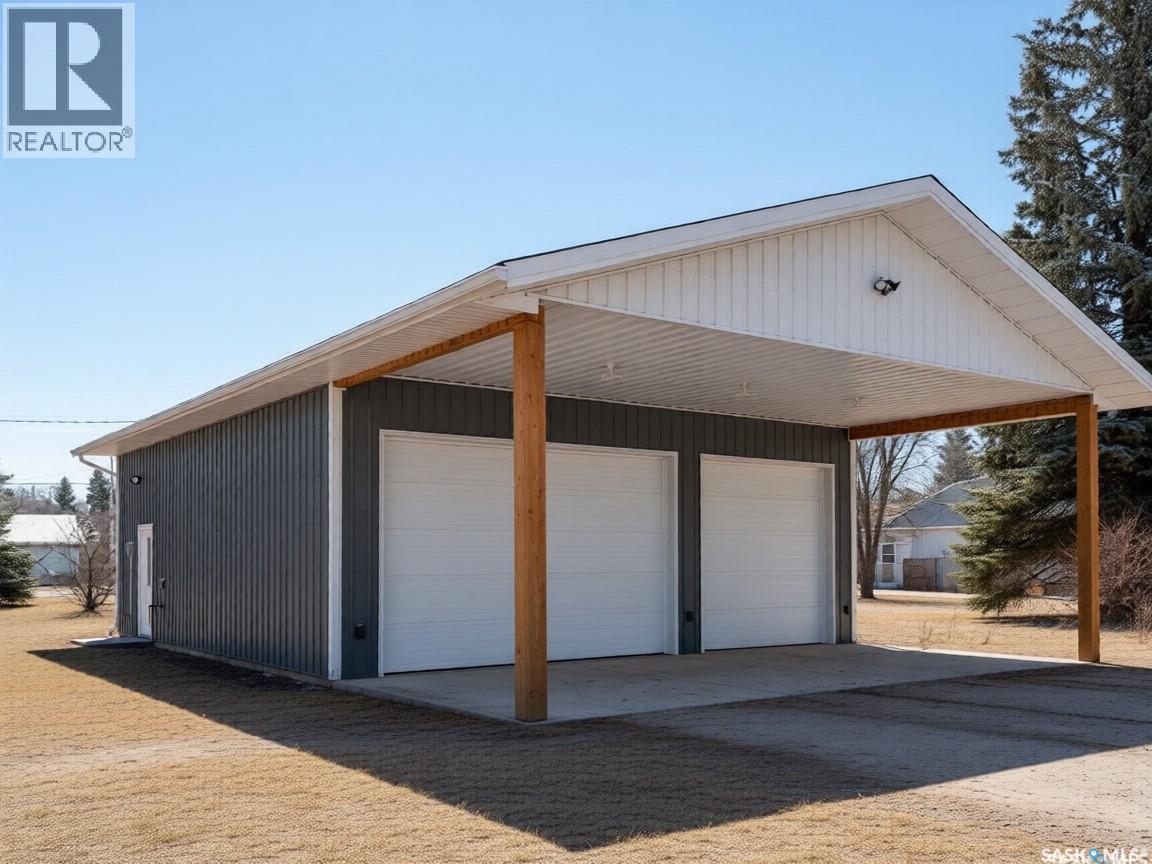 210 1st STREET W - photo 2