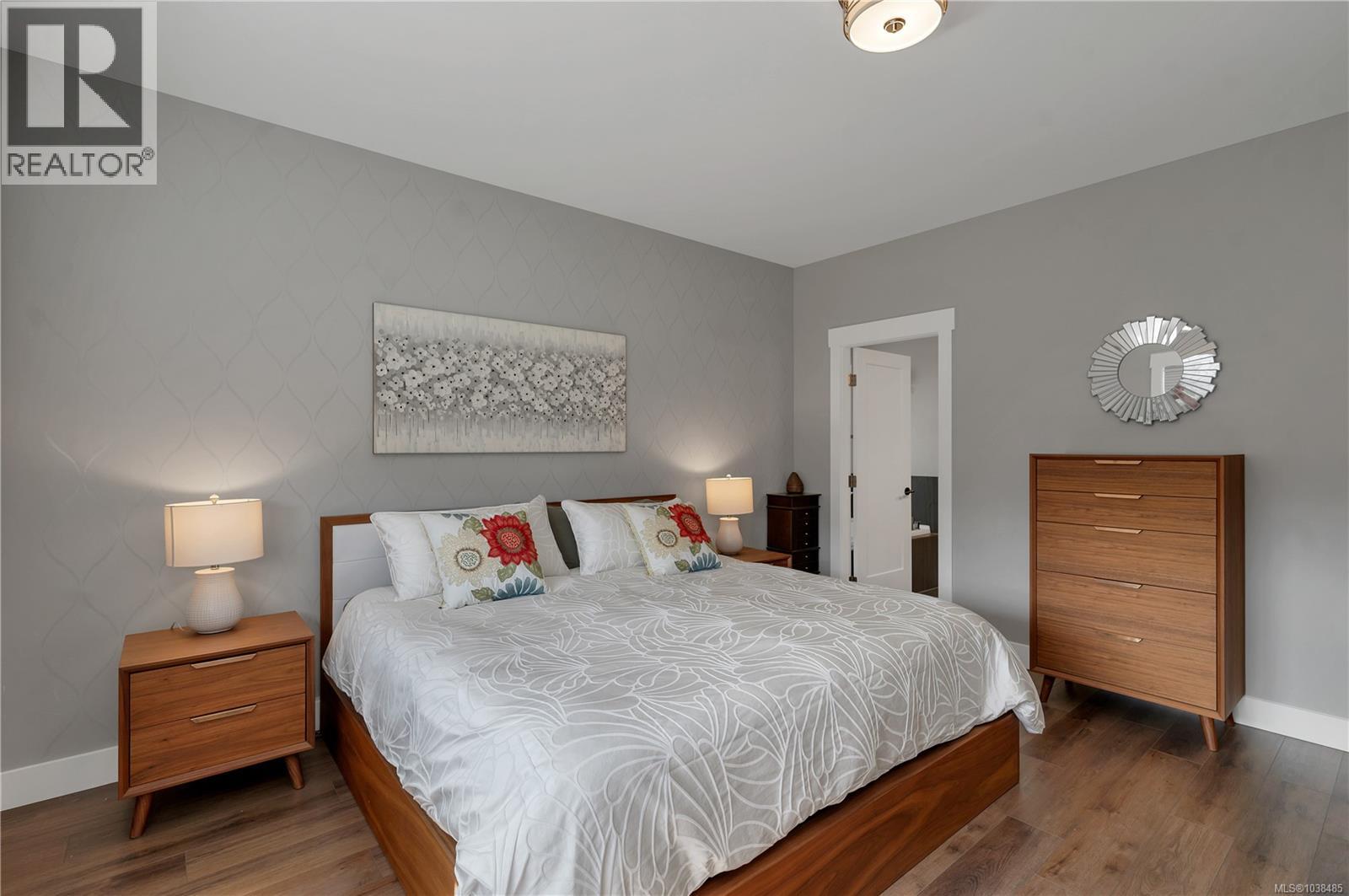 719 Sitka St - 16