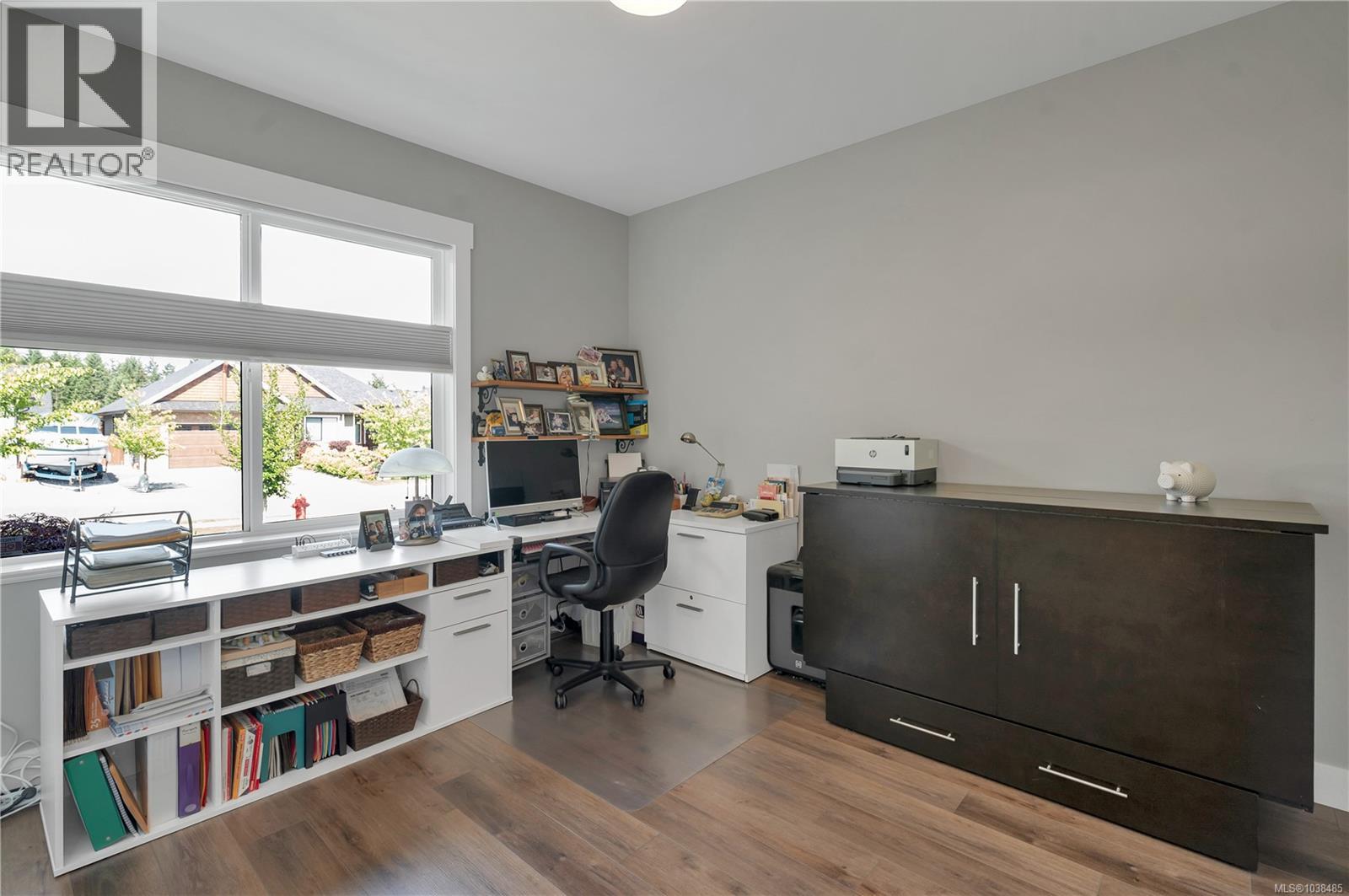 719 Sitka St - 26