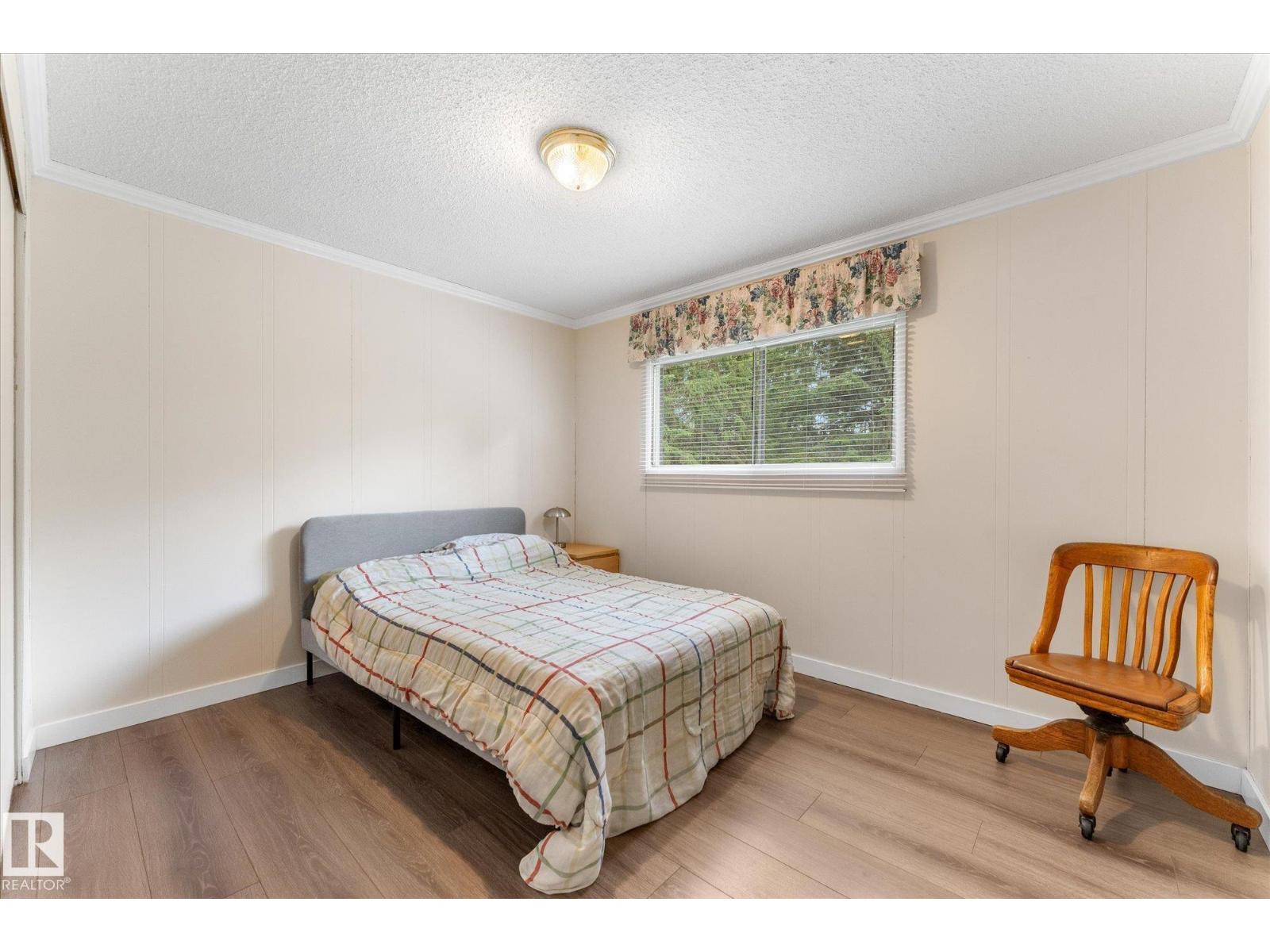 #129 53304 RGE ROAD 30 - 22
