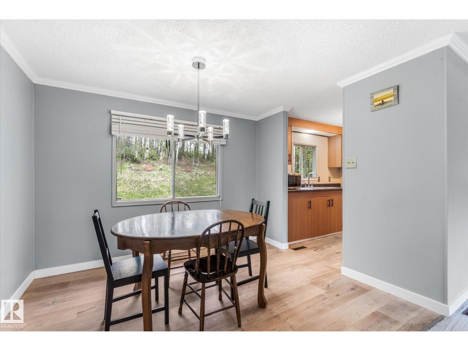 #129 53304 RGE ROAD 30 - 8