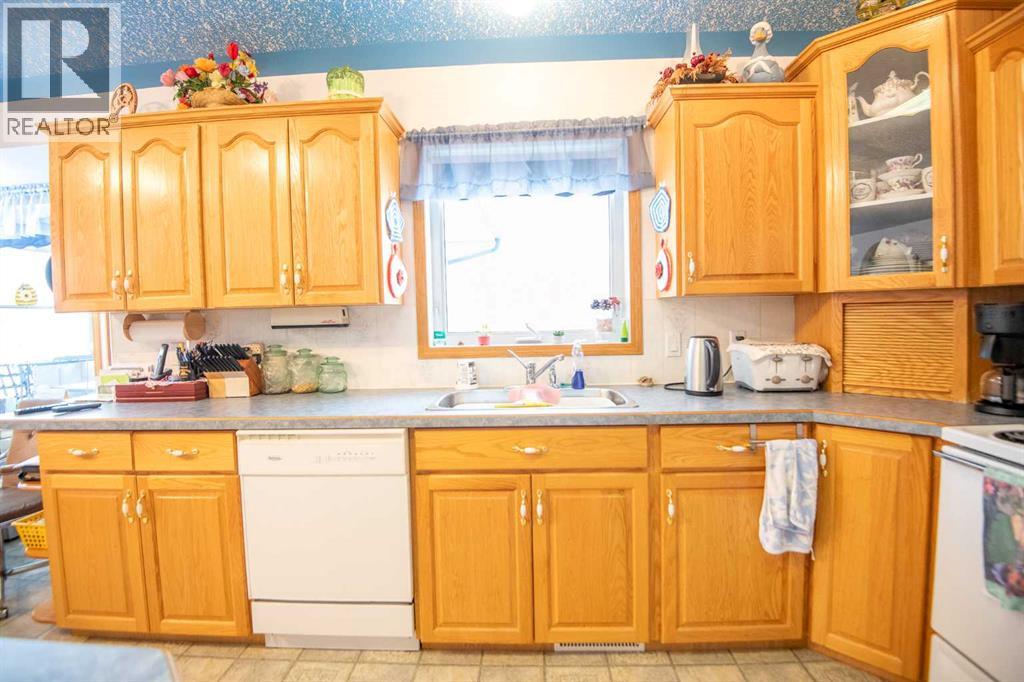 10218 102 Avenue - 13